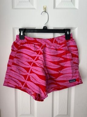 Patagonia Women's Pink and Red Printed Active Shorts
